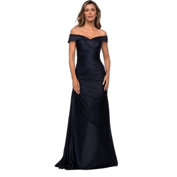 La Femme NEW 28103 Off Shoulder Ruched Satin Trumpet Gown Dress Navy Blue Sz 4 - Picture 1 of 4